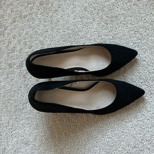 HM black suede pumps